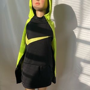 Toddlers Dri Fit hoodie Size 7/8